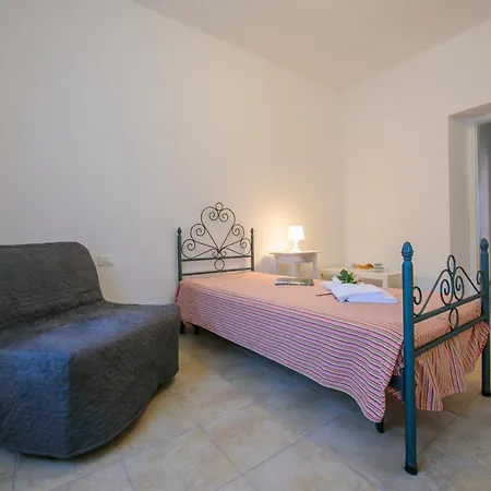 Appartement Sleeps 4 Ispra